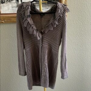 Cupio Gray Cardigan with Ruffled V-Neck and Ribbed Texture